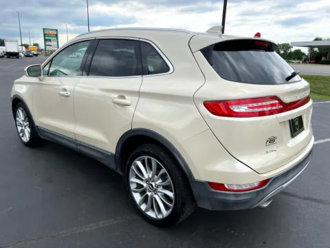 More photos of 2018 Lincoln MKC Reserve at RS Motors, IN