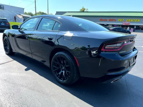 More photos of 2022 Dodge Charger SXT at RS Motors, IN