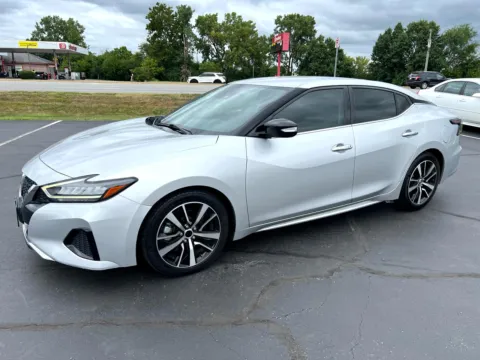 Photos of 2022 Nissan Maxima SV for sale in Indianapolis, IN at RS Motors