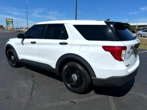 More photos of 2021 Ford Utility Police Interceptor at RS Motors, IN