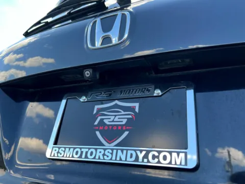 More photos of 2017 Honda Pilot Touring at RS Motors, IN