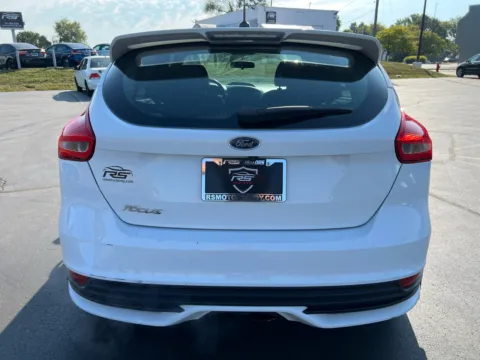 More photos of 2017 Ford Focus ST at RS Motors, IN
