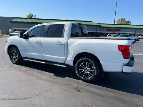 More photos of 2021 Nissan Titan SV at RS Motors, IN