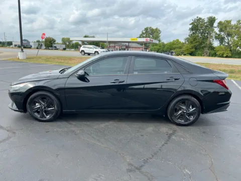 Another view of 2022 Hyundai Elantra SEL for sale in Indianapolis, IN at RS Motors