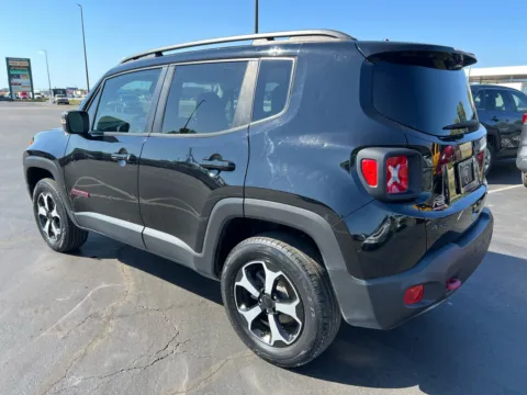 More photos of 2019 Jeep Renegade Trailhawk at RS Motors, IN