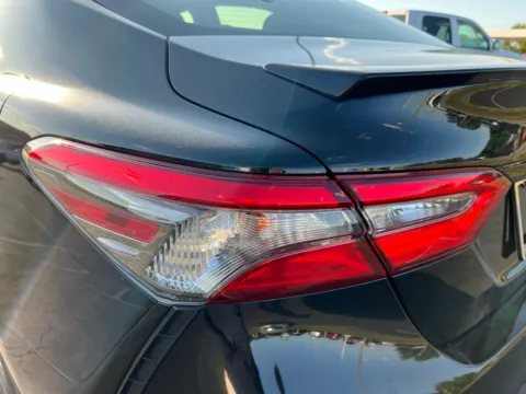 More photos of 2018 Toyota Camry SE at RS Motors, IN