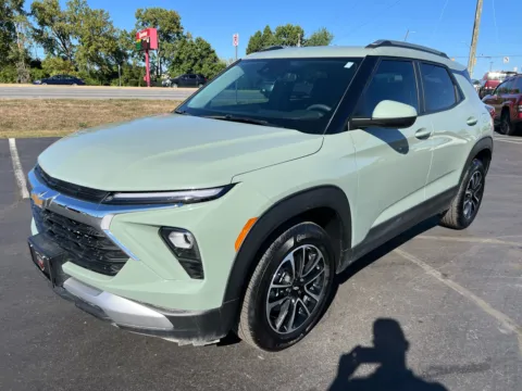 Photos of 2025 Chevrolet TrailBlazer LT for sale in Indianapolis, IN at RS Motors