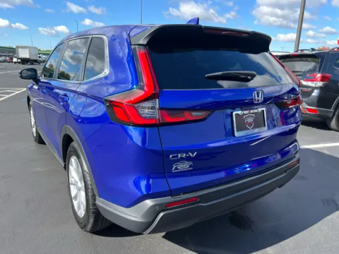 More photos of 2025 Honda CR-V EX-L at RS Motors, IN