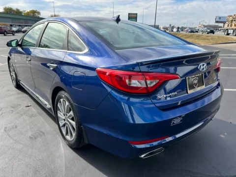 More photos of 2017 Hyundai Sonata Sport at RS Motors, IN