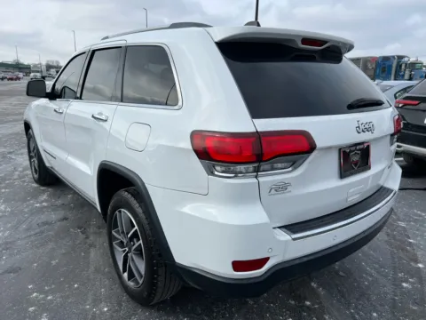 More photos of 2021 Jeep Grand Cherokee Limited at RS Motors, IN