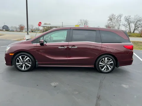 Another view of 2019 Honda Odyssey Elite for sale in Indianapolis, IN at RS Motors