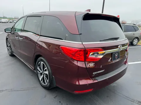 More photos of 2019 Honda Odyssey Elite at RS Motors, IN