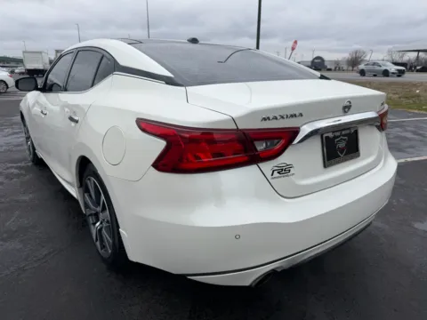 More photos of 2018 Nissan Maxima 3.5 SL at RS Motors, IN
