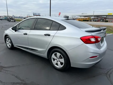 More photos of 2018 Chevrolet Cruze LS at RS Motors, IN