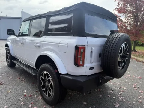 More photos of 2022 Ford Bronco Outer Banks at Indy Luxury Motorsports, IN