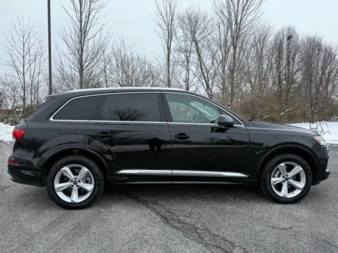 Photos of 2023 Audi Q7 45 Premium Plus for sale in Indianapolis, IN at Indy Luxury Motorsports