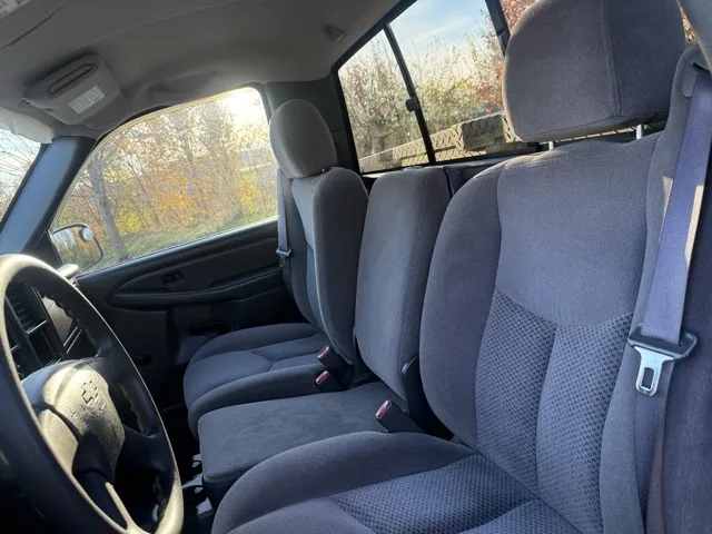 2007 Chevrolet Silverado 1500 Work Truck photo 4