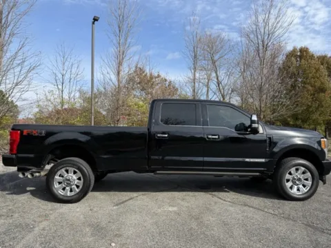 Photos of 2019 Ford F-350SD Platinum for sale in Indianapolis, IN at Indy Luxury Motorsports