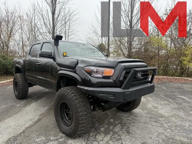 2021 Toyota Tacoma SR's photo