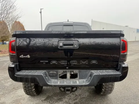 More photos of 2021 Toyota Tacoma at Indy Luxury Motorsports, IN