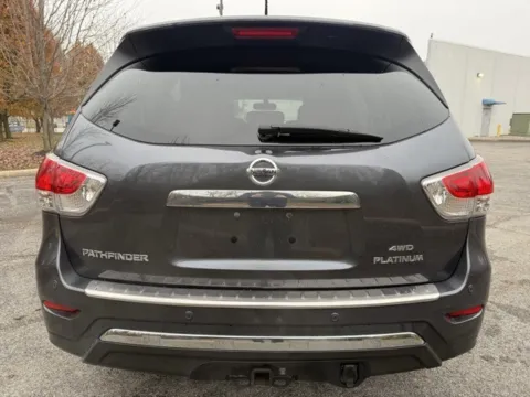 More photos of 2014 Nissan Pathfinder Platinum at Indy Luxury Motorsports, IN