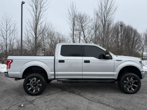 Photos of 2015 Ford F-150 XLT for sale in Indianapolis, IN at Indy Luxury Motorsports