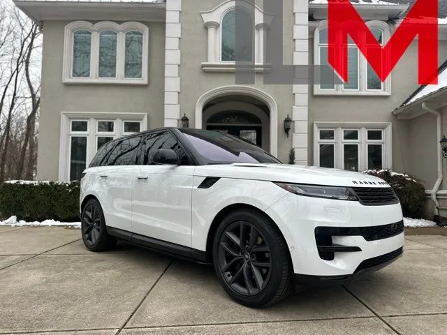White 2023 Land Rover Range Rover Sport SE for sale in Indianapolis, IN