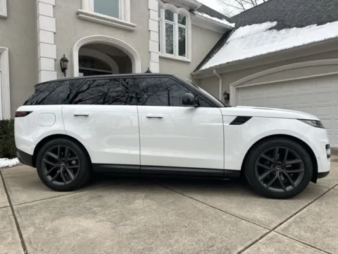 Photos of 2023 Land Rover Range Rover Sport SE for sale in Indianapolis, IN at Indy Luxury Motorsports