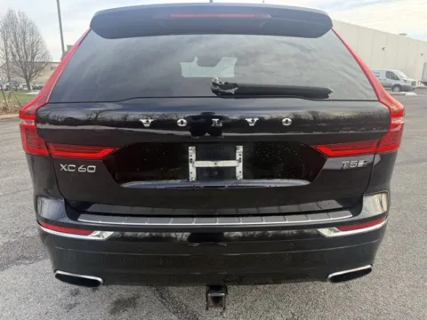 More photos of 2018 Volvo XC60 T5 Inscription at Indy Luxury Motorsports, IN