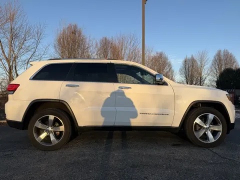 Another view of 2014 Jeep Grand Cherokee Limited for sale in Indianapolis, IN at Indy Luxury Motorsports