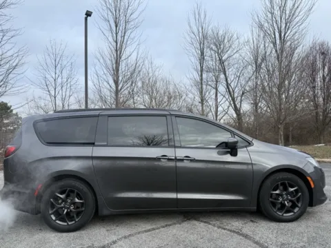 Photos of 2018 Chrysler Pacifica Touring L Plus for sale in Indianapolis, IN at Indy Luxury Motorsports