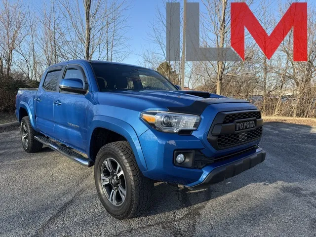 Blue 2017 Toyota Tacoma for sale in Indianapolis, IN