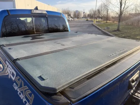 More photos of 2017 Toyota Tacoma at Indy Luxury Motorsports, IN