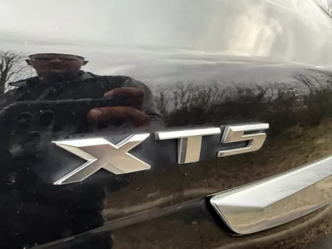 More photos of 2019 Cadillac XT5 Luxury at Indy Luxury Motorsports, IN