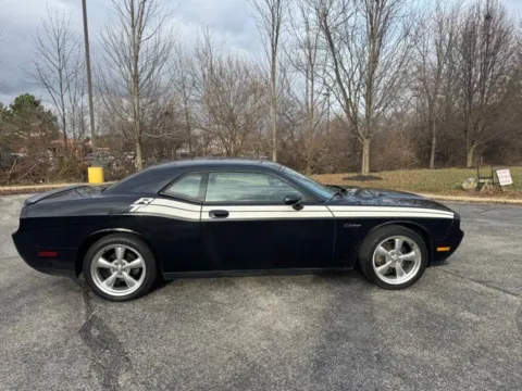 Photos of 2010 Dodge Challenger R/T for sale in Indianapolis, IN at Indy Luxury Motorsports