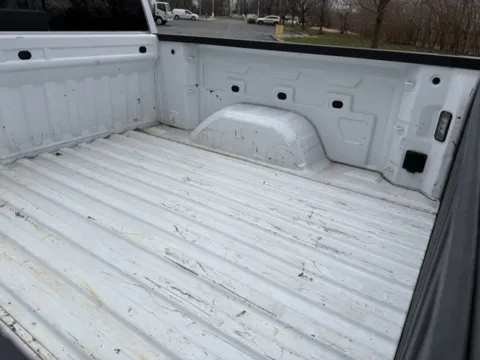 More photos of 2019 Chevrolet Silverado 1500 LT at Indy Luxury Motorsports, IN