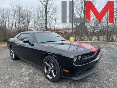 Black 2013 Dodge Challenger SXT for sale in Indianapolis, IN