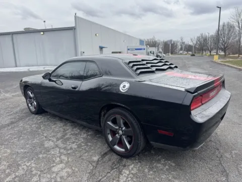 More photos of 2013 Dodge Challenger SXT at Indy Luxury Motorsports, IN