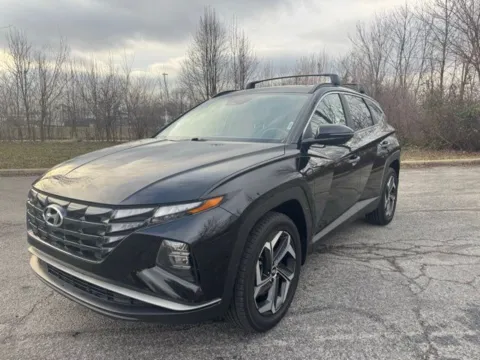 Photos of 2022 Hyundai Tucson SEL for sale in Indianapolis, IN at Indy Luxury Motorsports