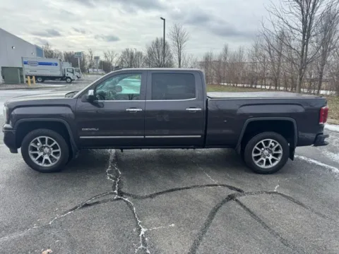More photos of 2016 GMC Sierra 1500 Denali at Indy Luxury Motorsports, IN
