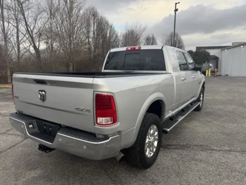 More photos of 2018 Ram 3500 Laramie at Indy Luxury Motorsports, IN