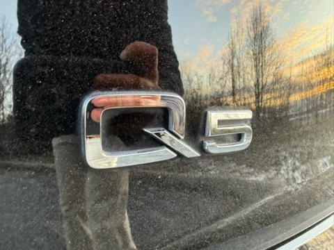 More photos of 2018 Audi Q5 2.0T Premium Plus at Indy Luxury Motorsports, IN