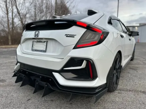 More photos of 2021 Honda Civic Sport Touring at Indy Luxury Motorsports, IN