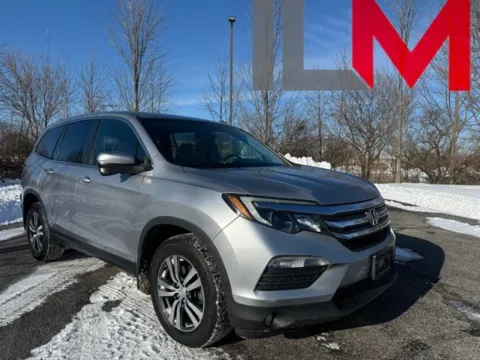 Silver 2018 Honda Pilot EX for sale in Indianapolis, IN