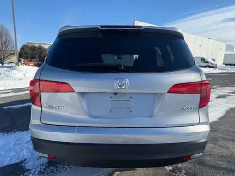 More photos of 2018 Honda Pilot EX at Indy Luxury Motorsports, IN