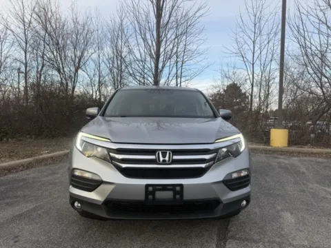Photos of 2018 Honda Pilot EX for sale in Indianapolis, IN at Indy Luxury Motorsports
