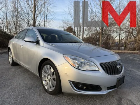 Silver 2017 Buick Regal Turbo for sale in Indianapolis, IN