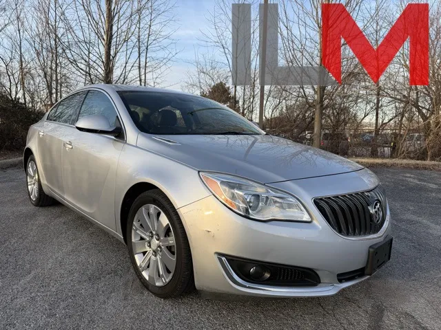 Silver 2017 Buick Regal Turbo for sale in Indianapolis, IN