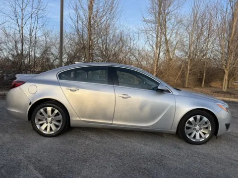 More photos of 2017 Buick Regal Turbo at Indy Luxury Motorsports, IN