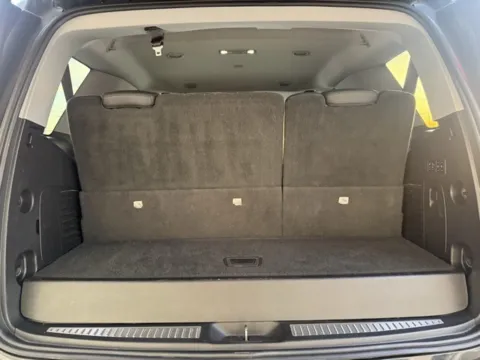 More photos of 2015 Cadillac Escalade Premium at Indy Luxury Motorsports, IN